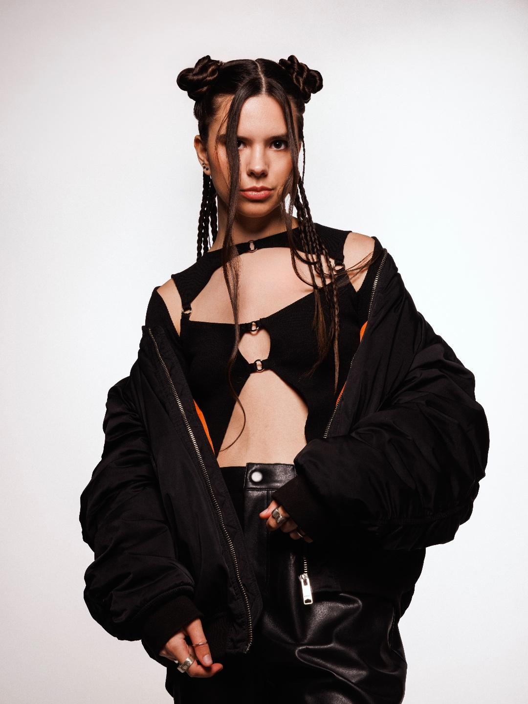 cropped_1080x1440-2.jpg